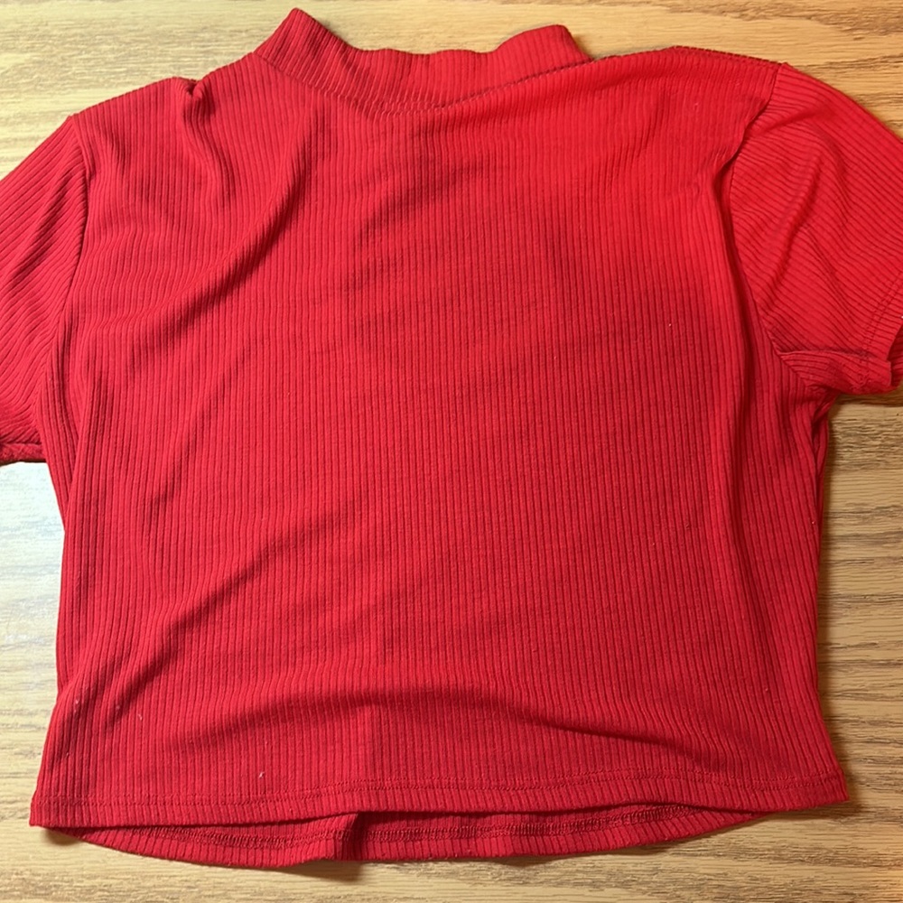 Red Cut-Out Top - Picture 2 of 3